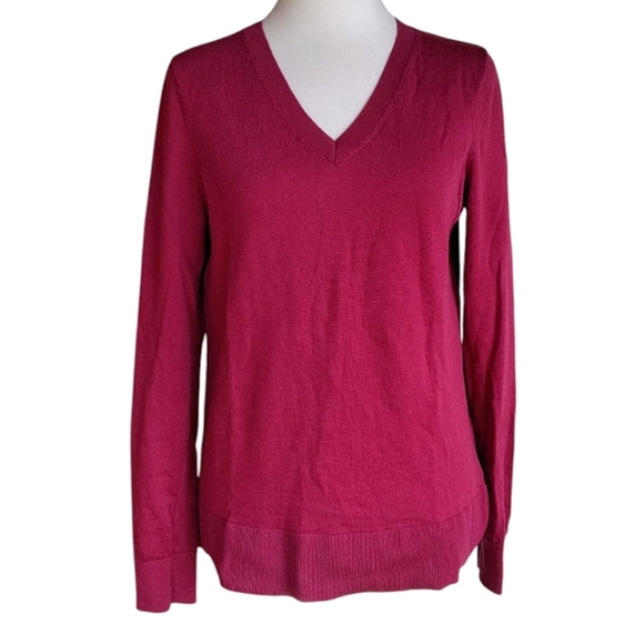 Katherine Barclay Womens Extra Fine Merino Wool V Neck Sweater Cranberry Medium - Picture 5 of 10